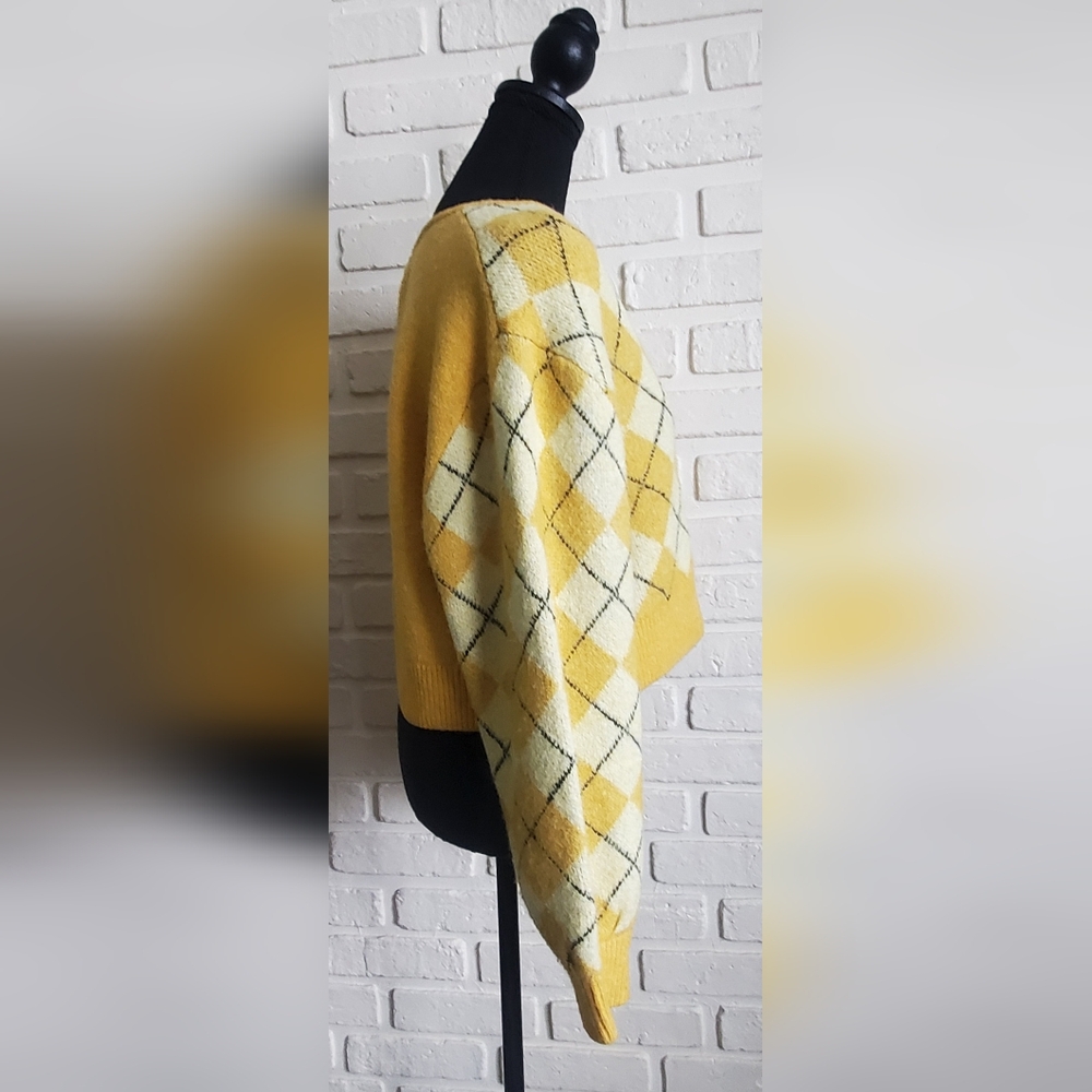 H&M Divided Argyle Jacquard Knit Button Cardigan Sweater Cropped Medium - Picture 8 of 15